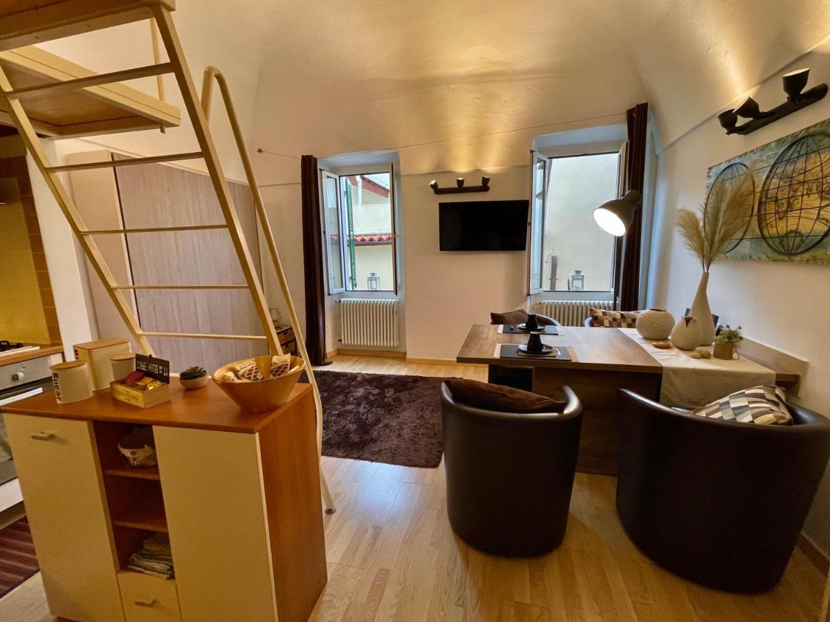 Vialunga Apartment In The Old Town Bordighera Exteriér fotografie